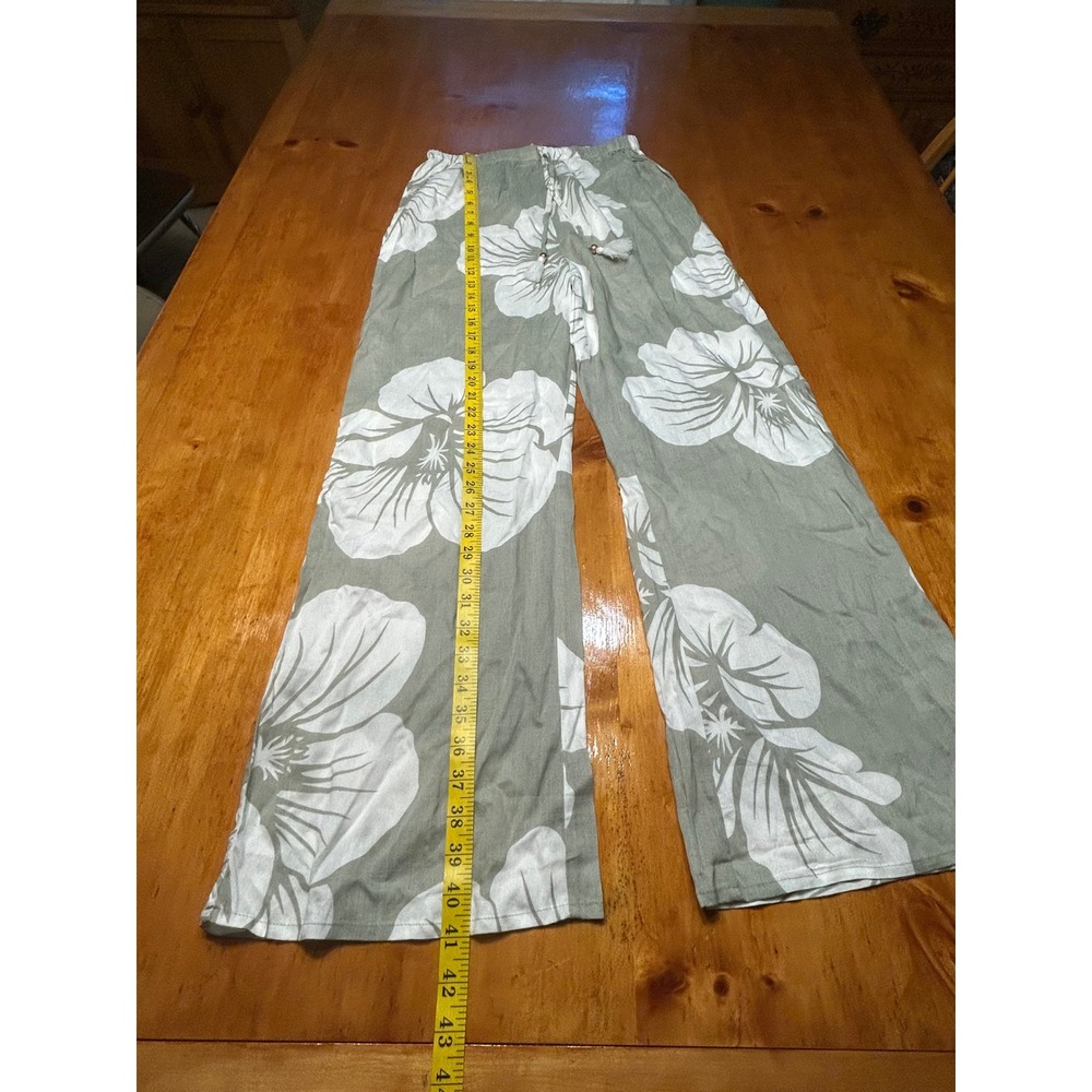 Salty Lemon Boho 2 Piece Set Sage Hibiscus Floral Crop Top Wide Leg Pants M NEW - Picture 7 of 16